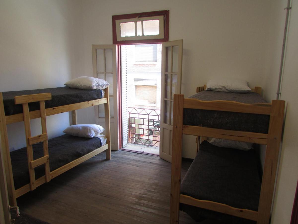 Casa Artigas Hostel Cordoba Bagian luar foto